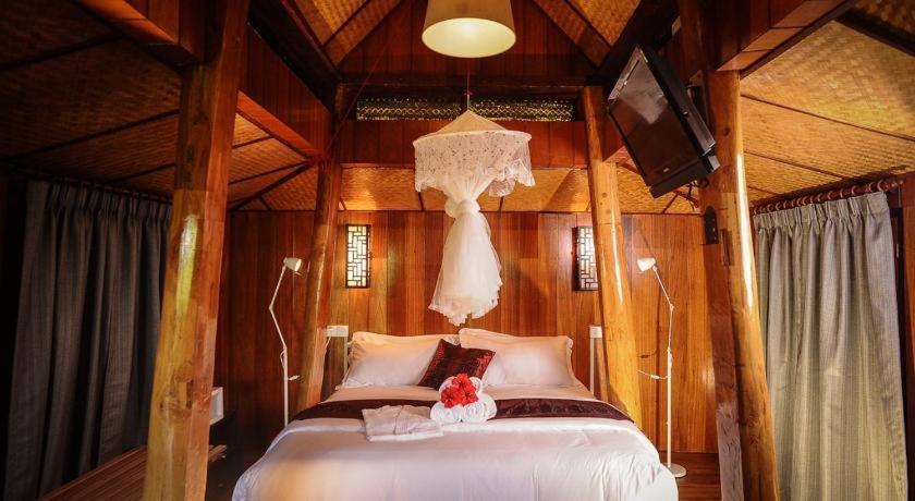 MaliHom Private Estate Villa Balik Pulau Exterior foto