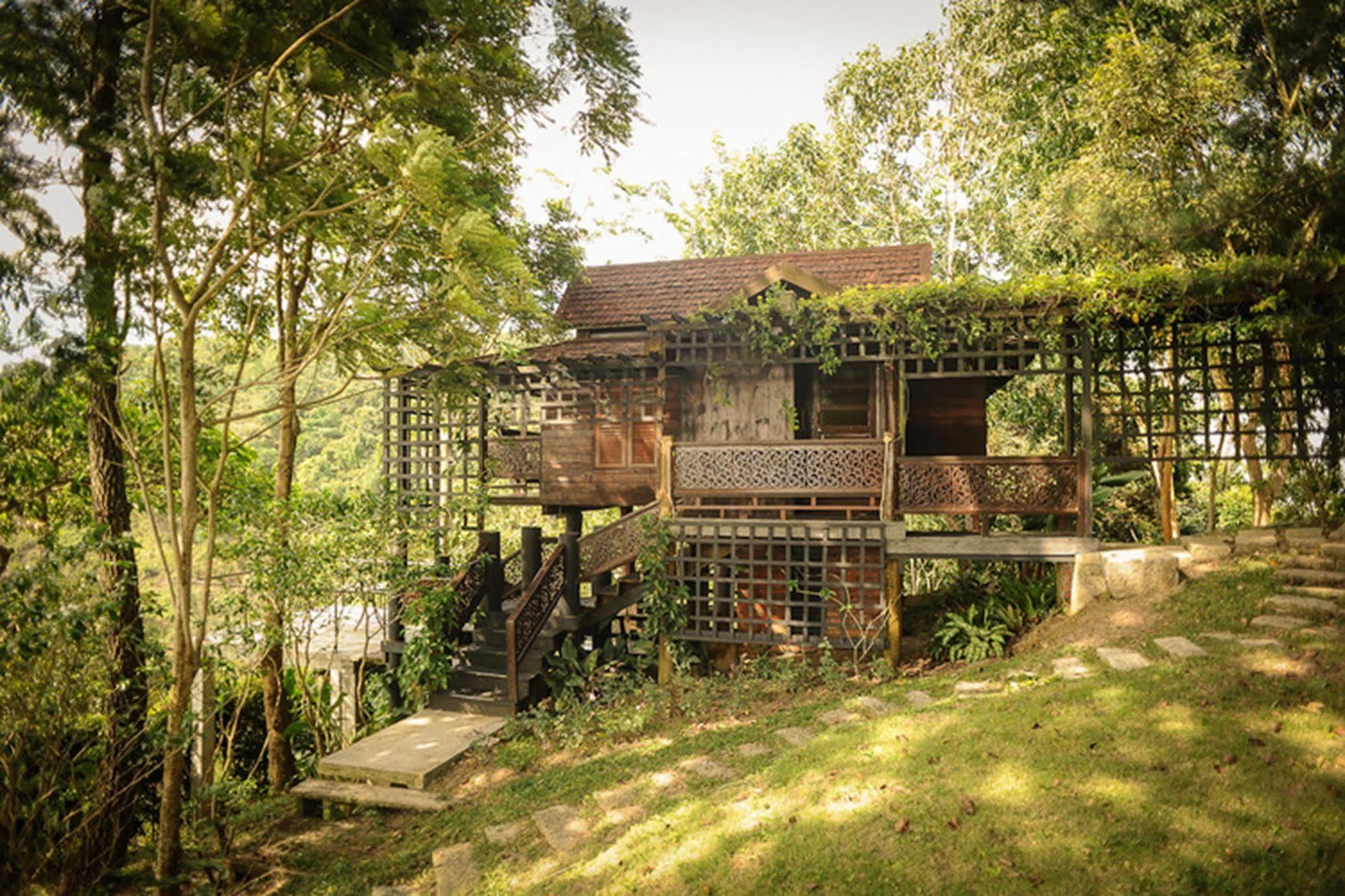 MaliHom Private Estate Villa Balik Pulau Exterior foto