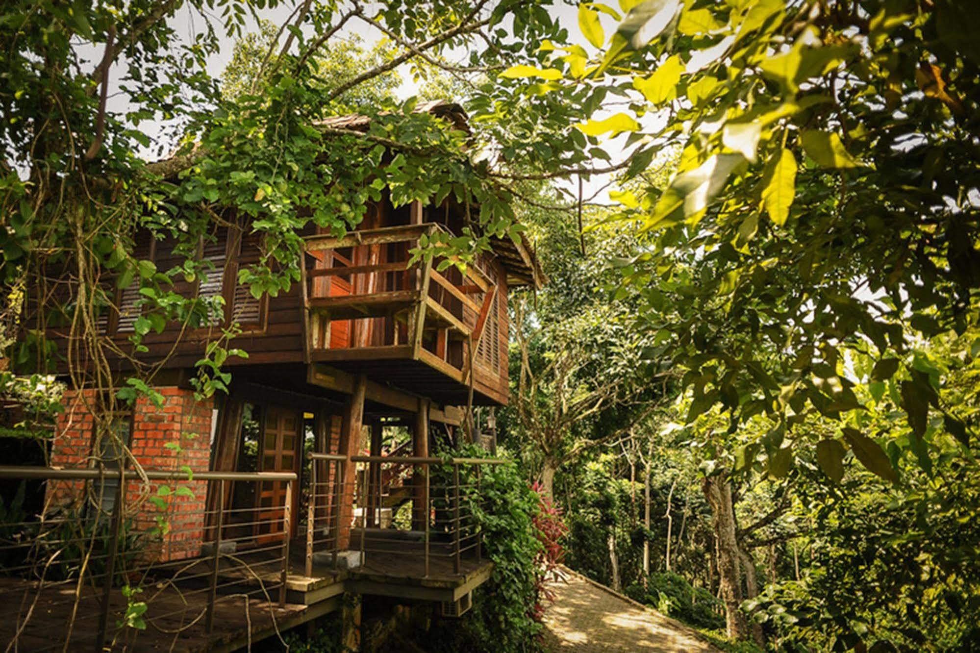 MaliHom Private Estate Villa Balik Pulau Exterior foto