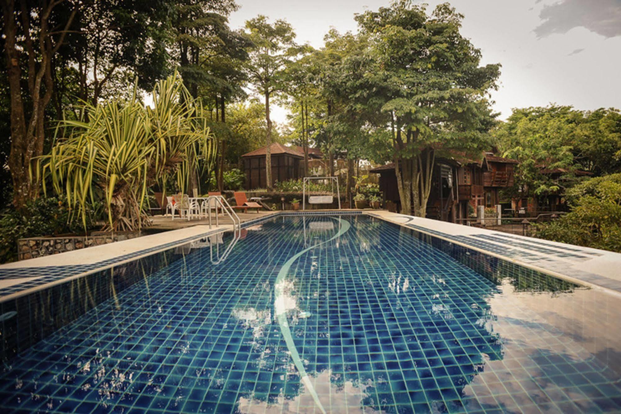 MaliHom Private Estate Villa Balik Pulau Exterior foto